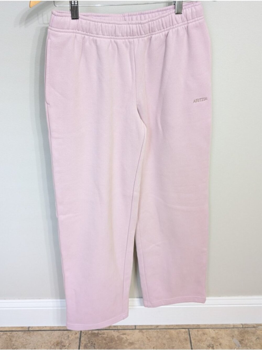 Aritzia Mega Cozy Sweatfleece Jogger Dusty Pink Mega Straight Size Small